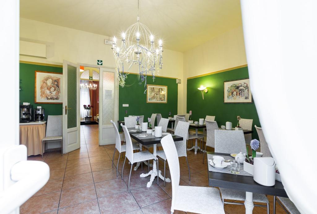 Hotel Internazionale Viareggio Exterior photo
